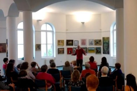 Darvasi László a Verseghy Könyvtárban